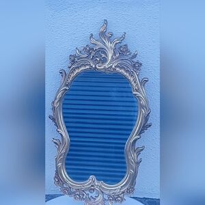 Vintage Sycroco Framed U.S.A. Made Elegant Gold Ornate Wall Mirror